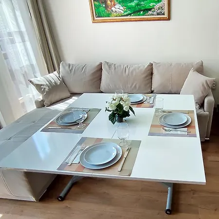 Apartment 2 Coastal Retreat *