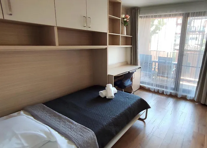 아파트 2 Coastal Retreat 바르나